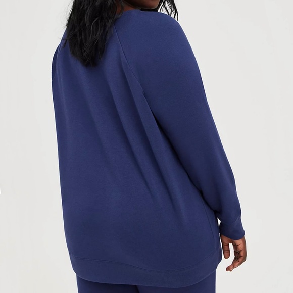 SET: Torrid Ultra Soft Fleece Navy Sweatshirt/Jogger 2X - Picture 3 of 14